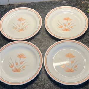 Corelle Peach Floral Patterned Salad/Dessert Plates - Set of 4